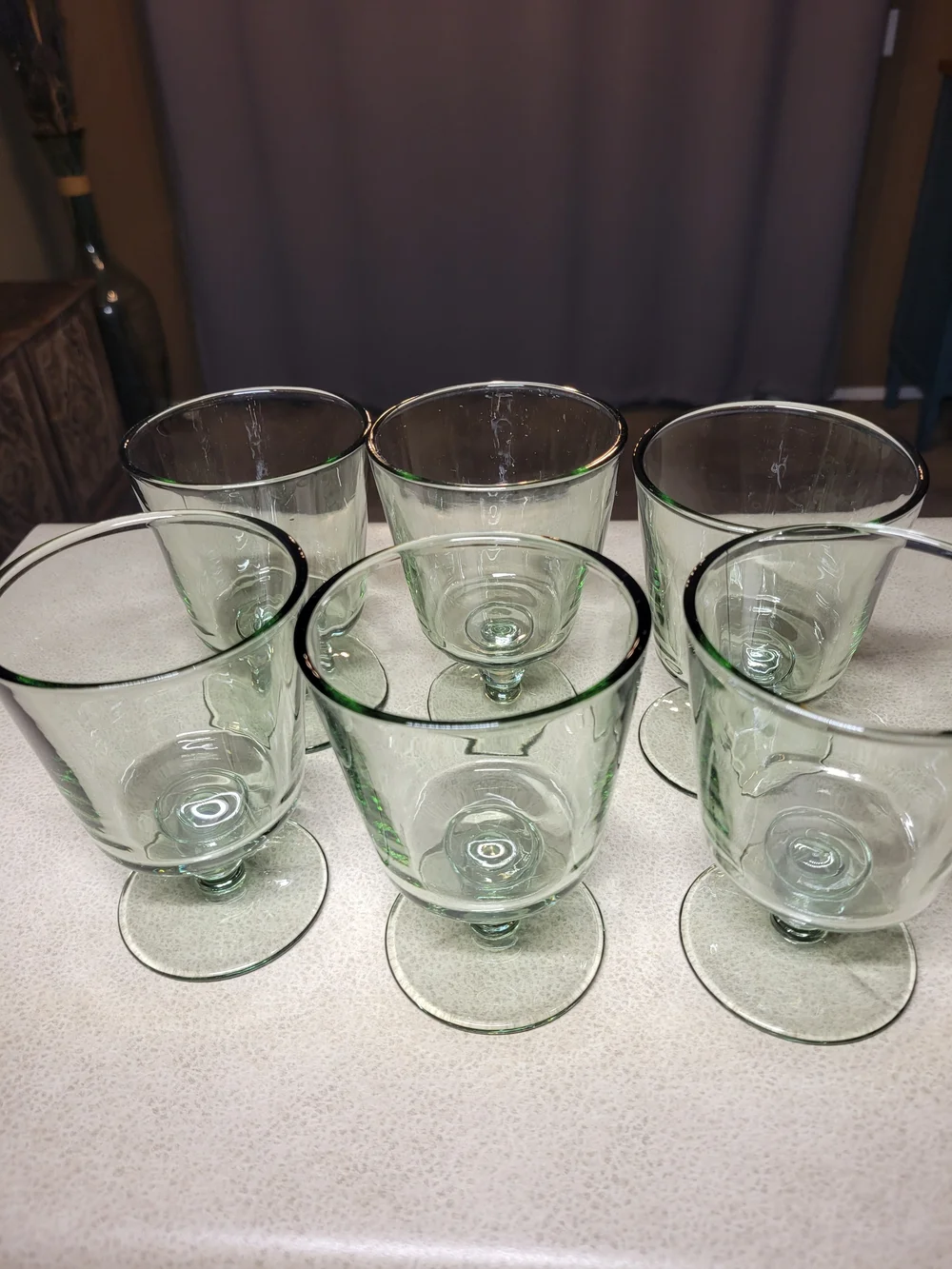 Vintage-Style Light Green Tinted Footed Goblets / Water Glasses – Set of 6 8 OZ